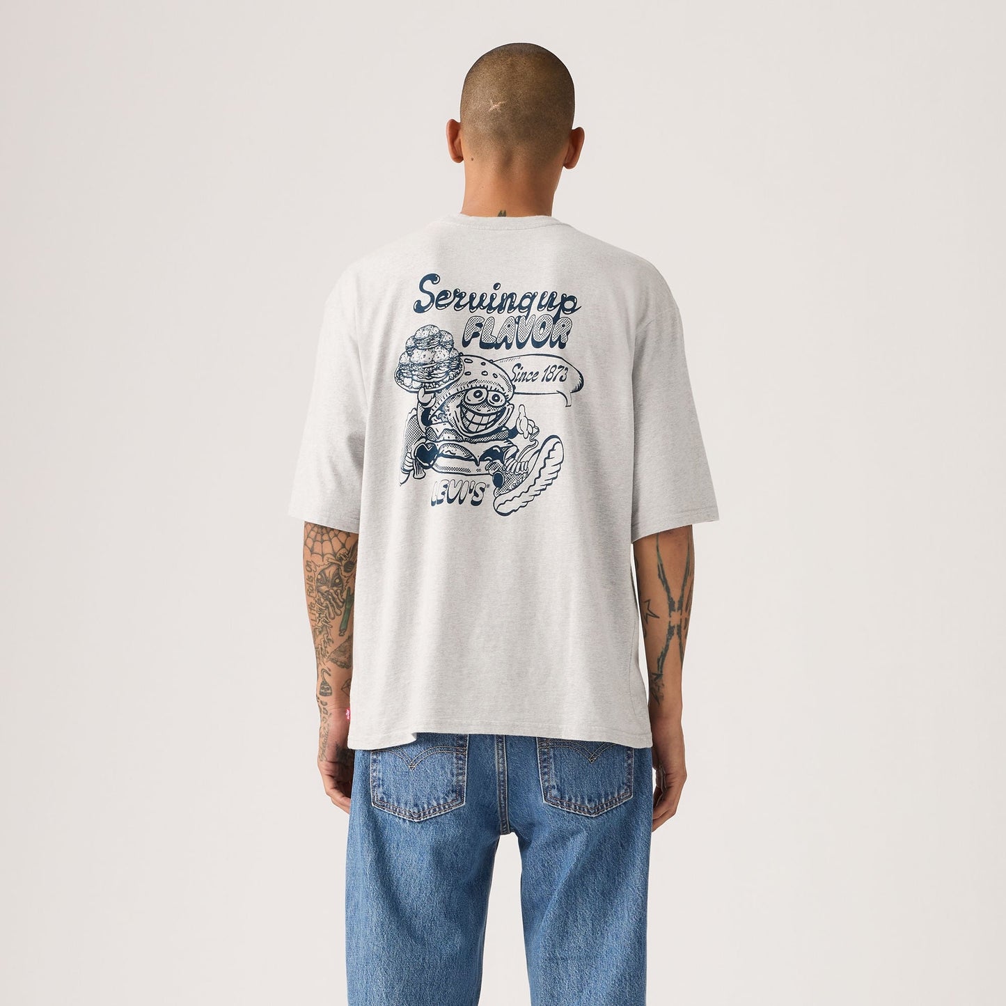 Levi's® Men's Half-Sleeve Graphic Pocket T-Shirt