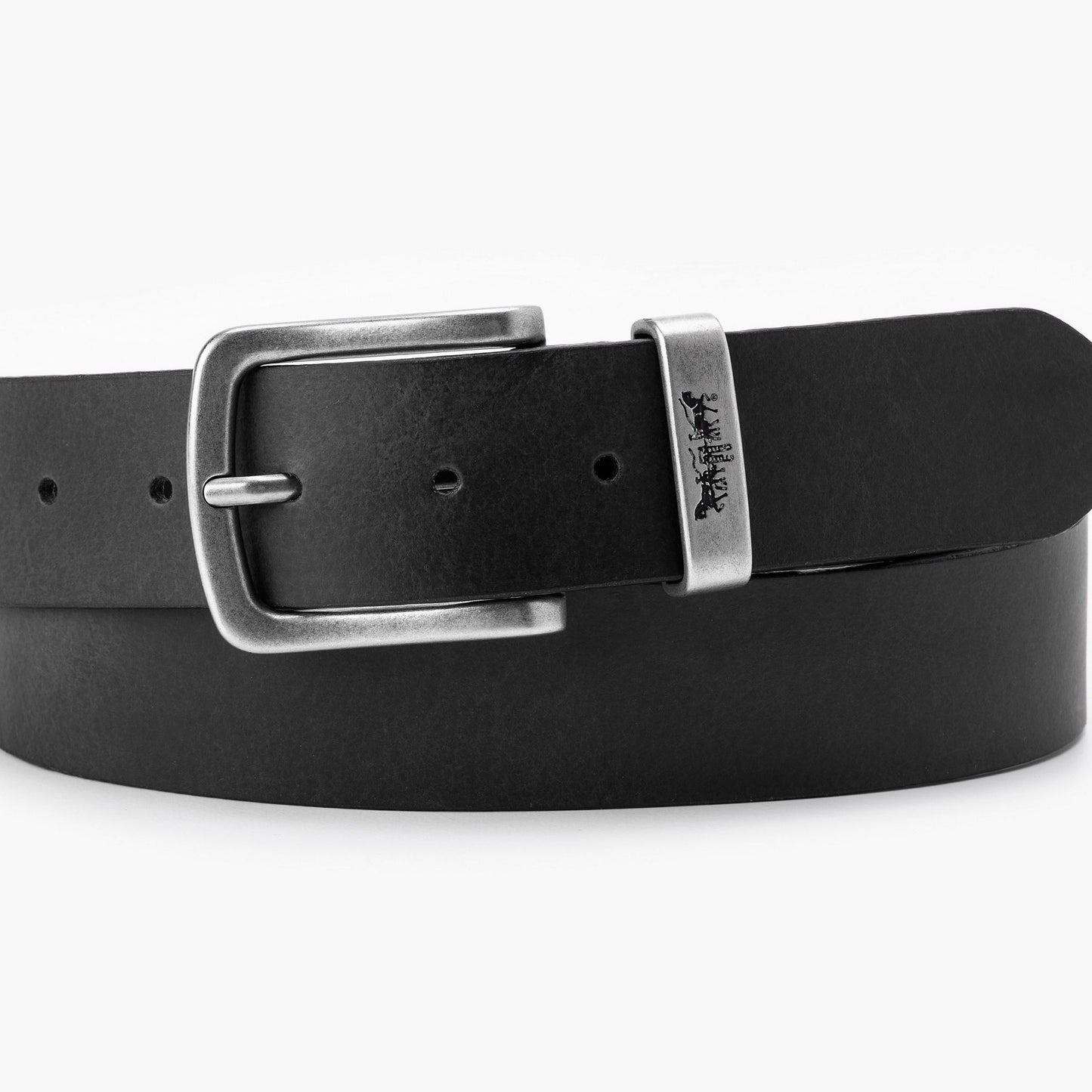 Levi's® Men's Metal Two Horse Keeper Belt