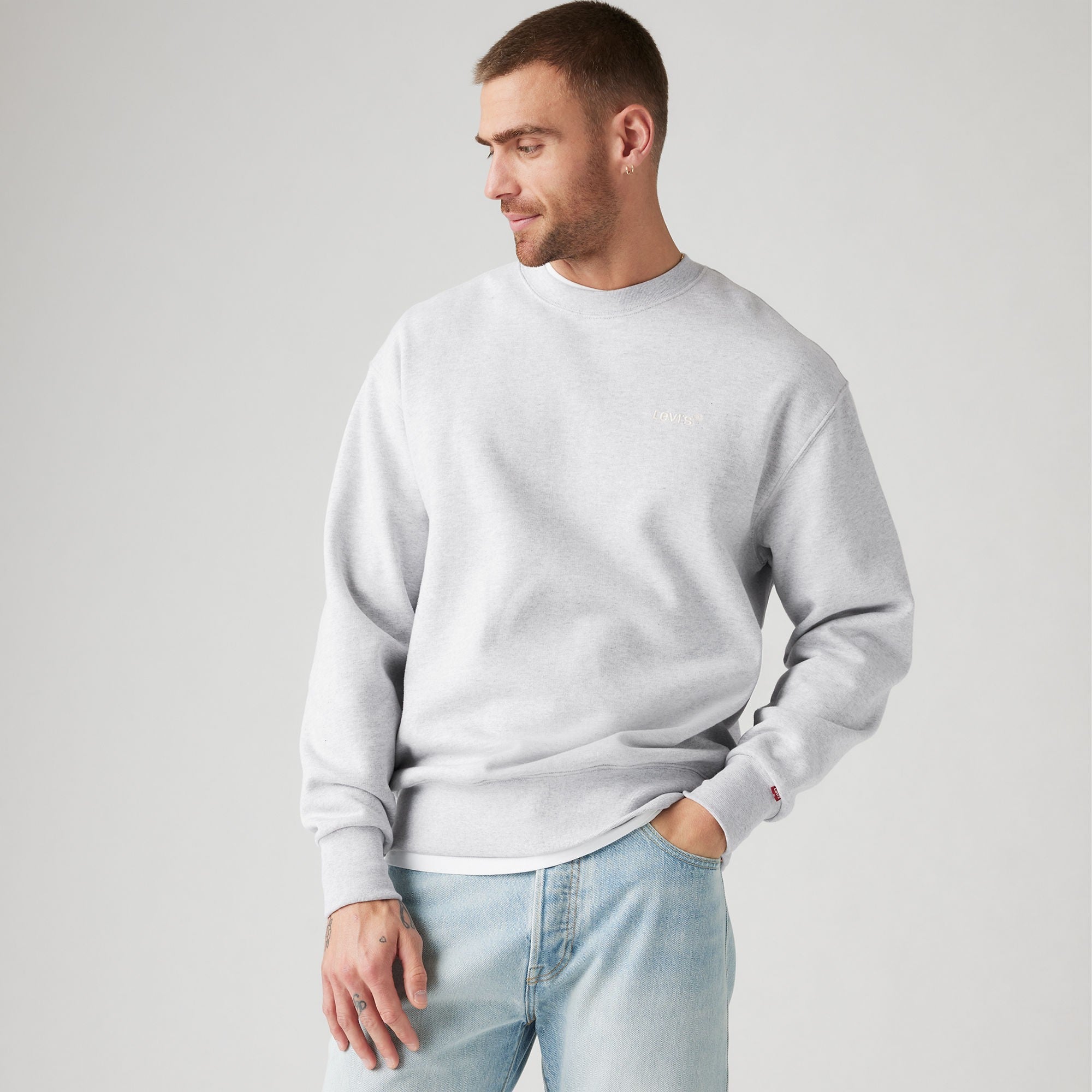 men's brand logo levi crew neck sweatshirt