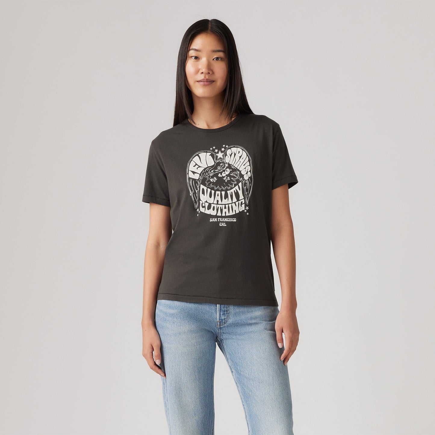 Levi's® Women's Graphic Iconic Tee