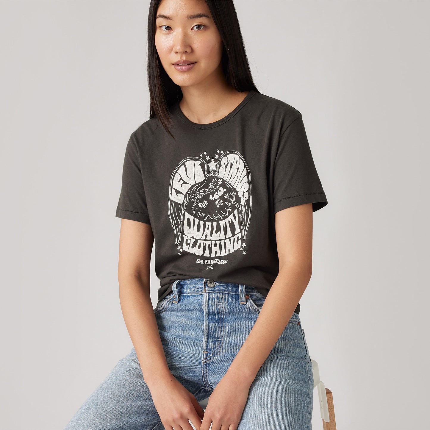Levi's® Women's Graphic Iconic Tee