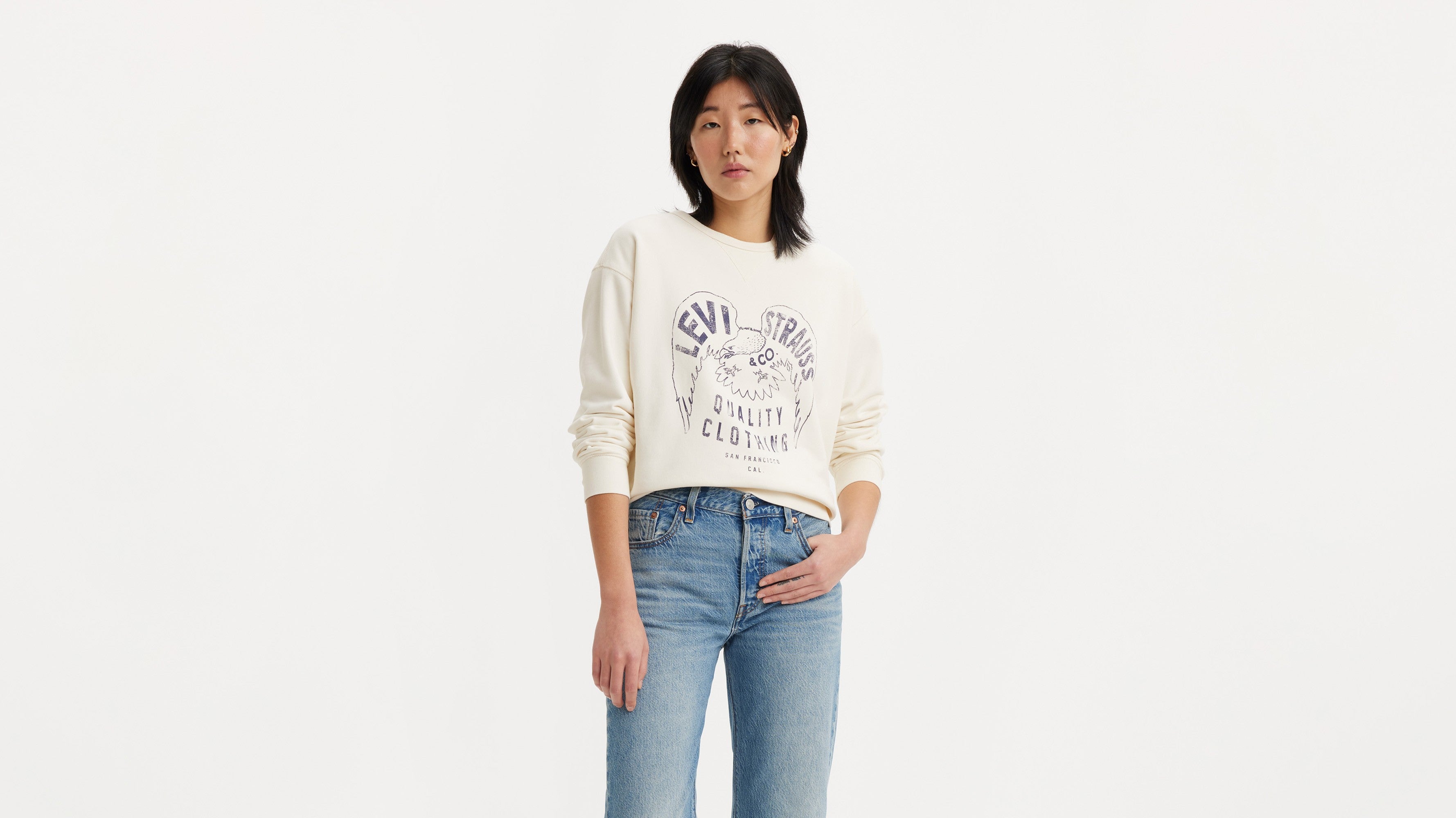 Levi's® Women's Graphic Signature Crewneck Sweatshirt Crew Levis