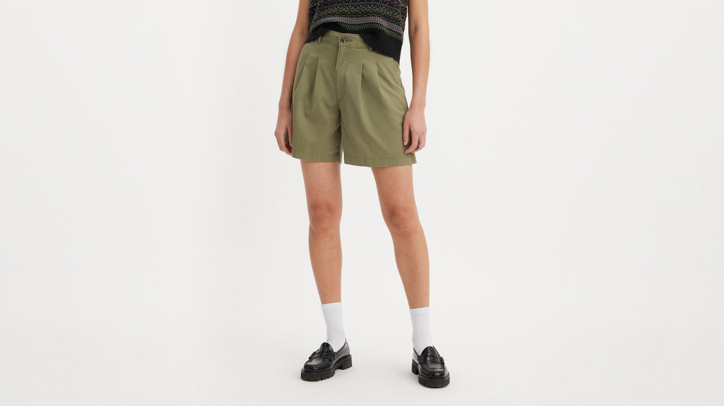 Levi's® Women's Pleated Trouser Shorts