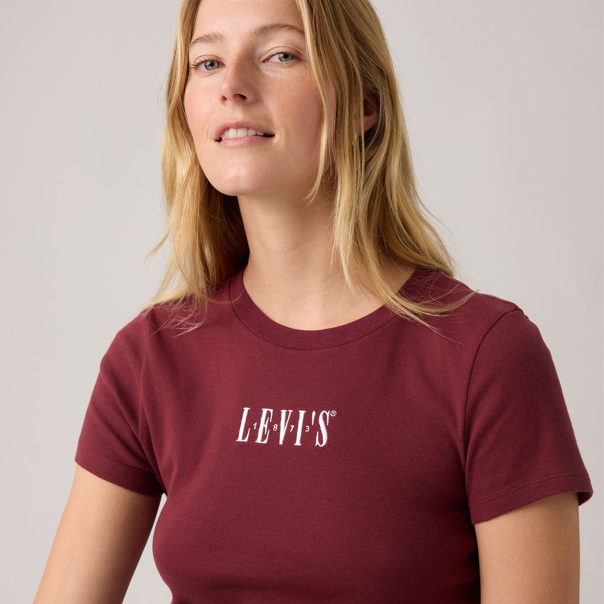 Levi's® Women's Graphic Essential T-Shirt - Main Image