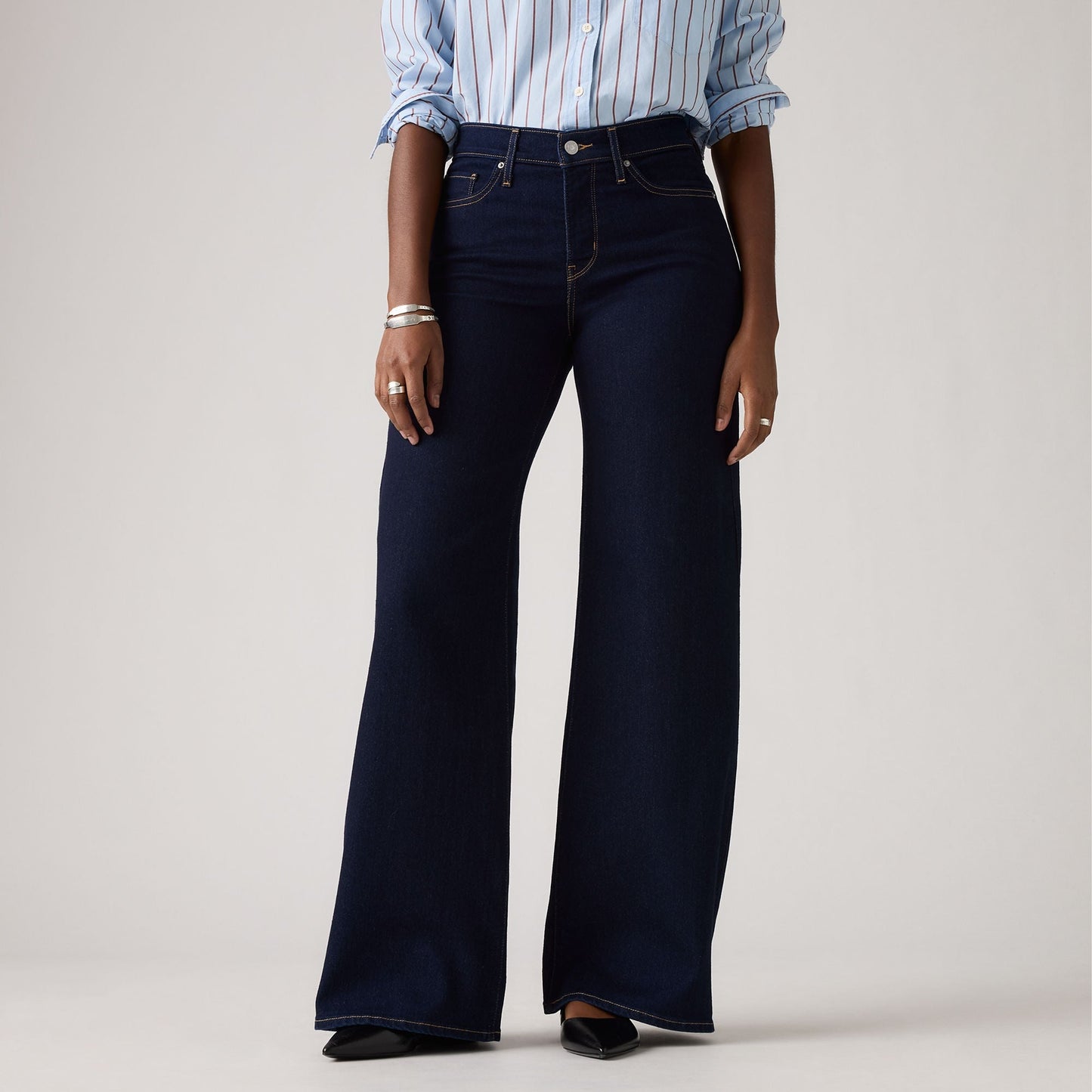 Levi's® Women's 318 Shaping Wide-Leg Jeans