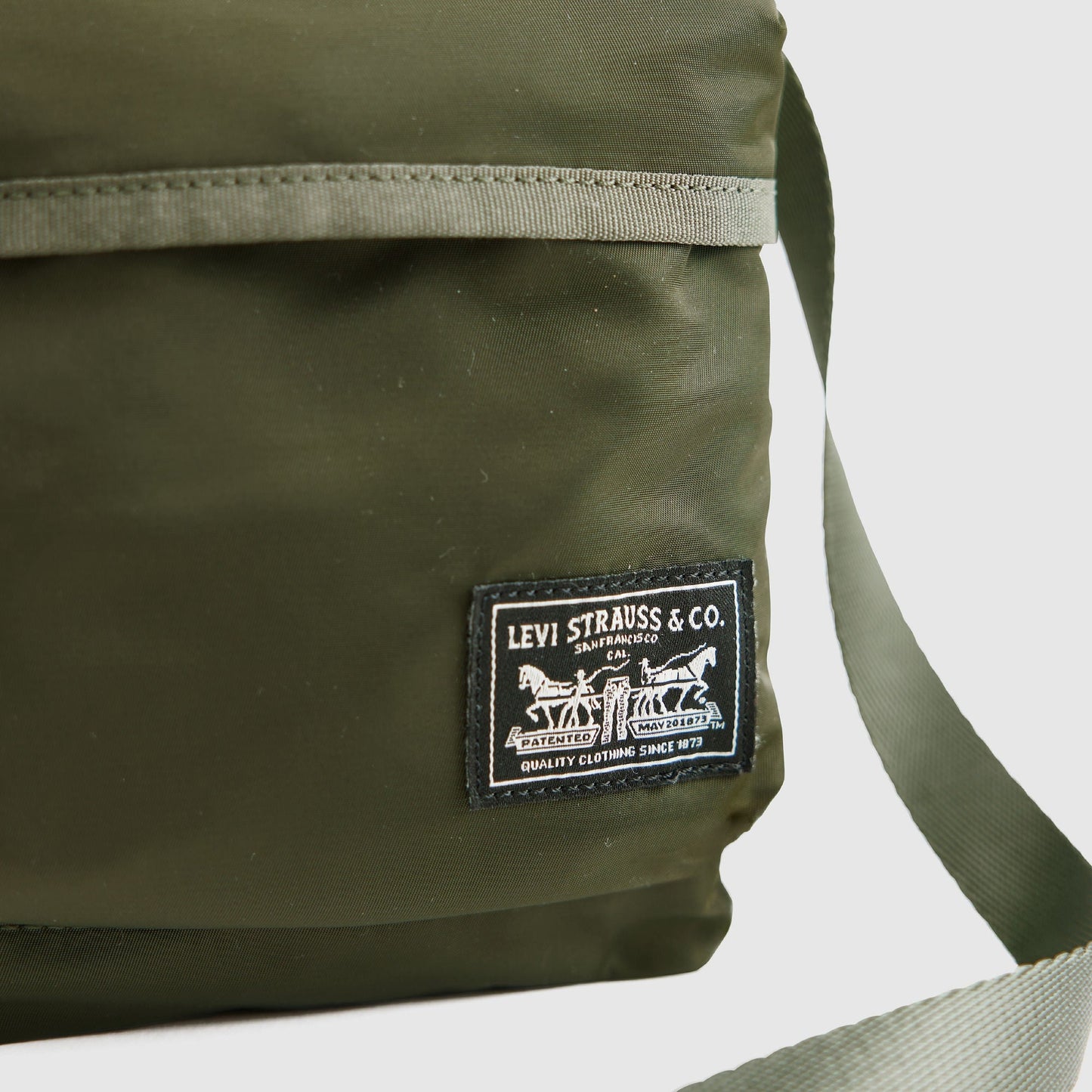 Levi's® Men's Mission Bay Crossbody Pouch