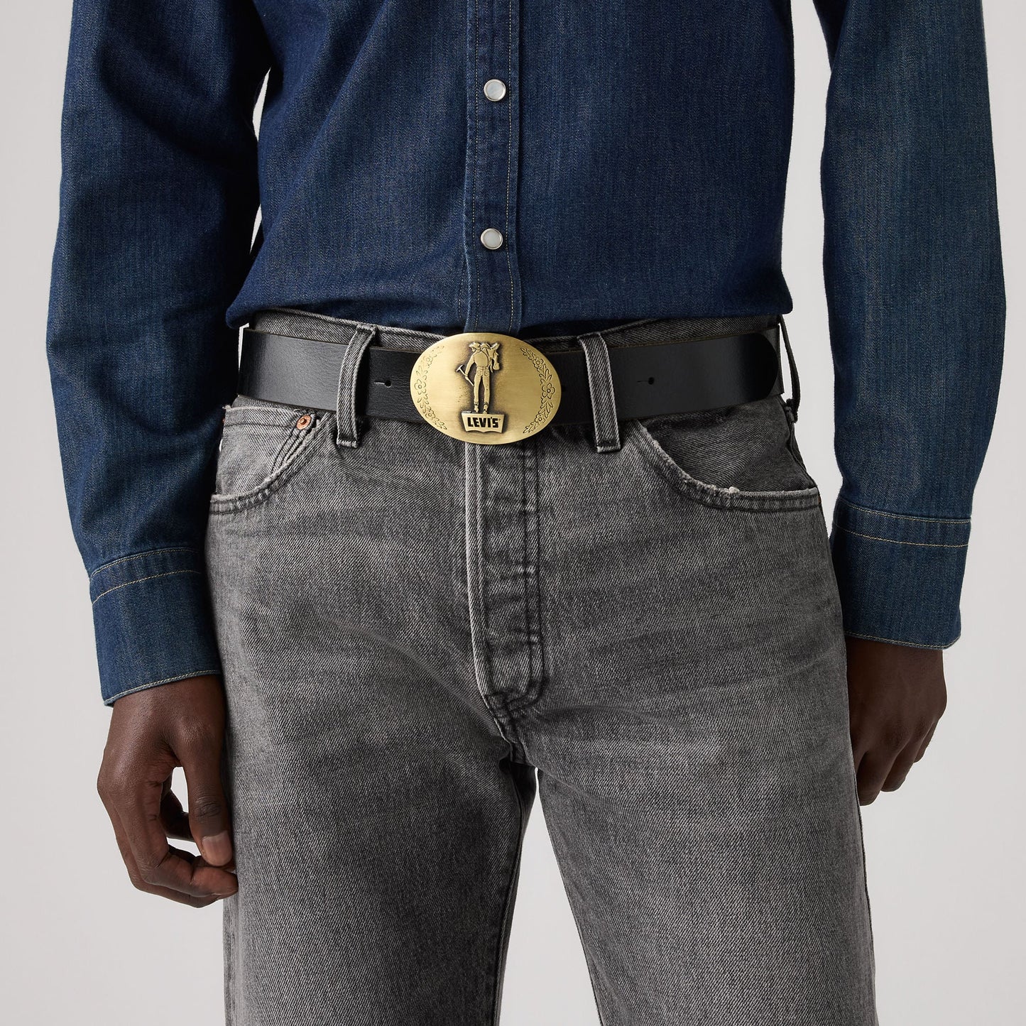 Levi's® Men's Saddle Man Plaque Belt