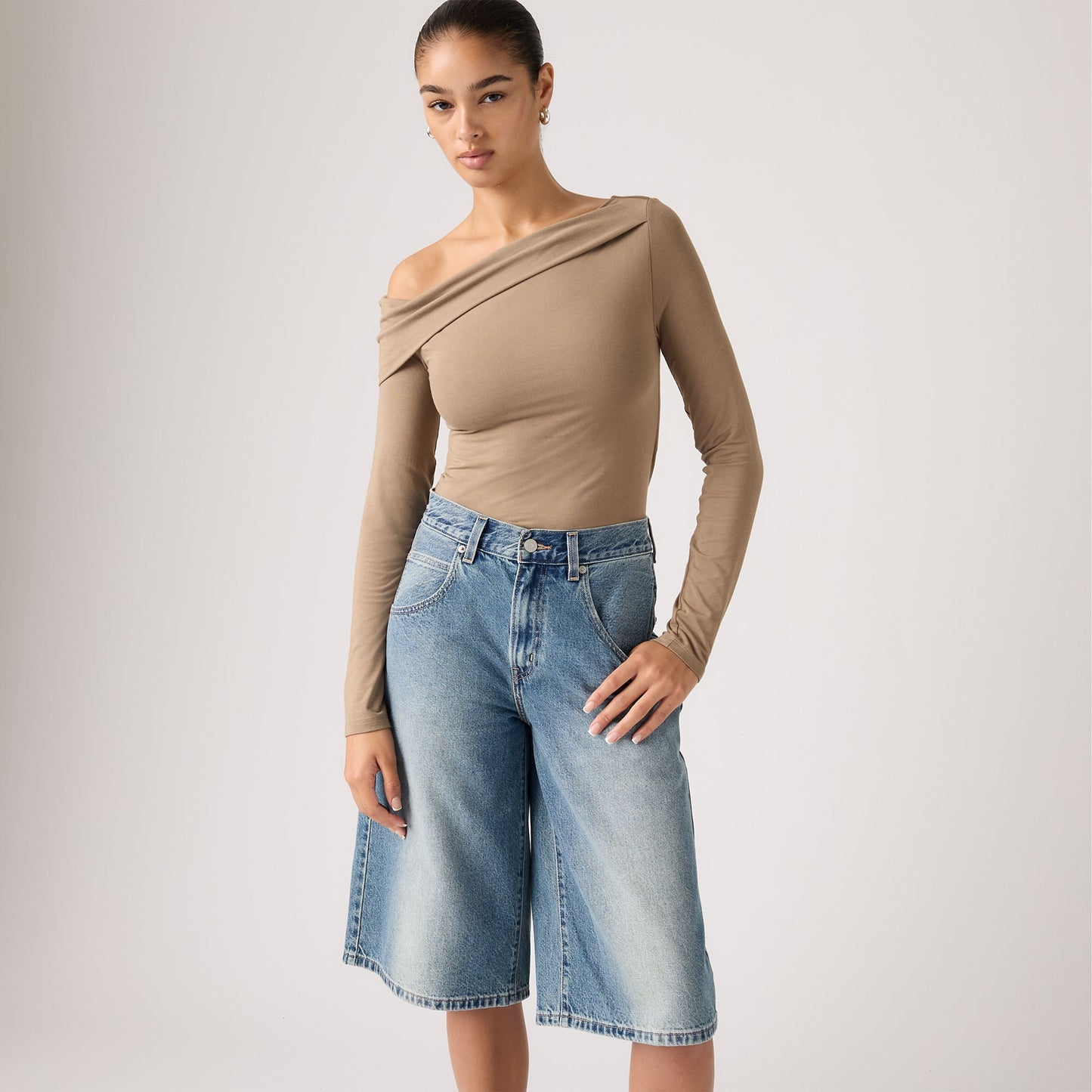 Levi's® Women's Clara Off Shoulder Long-Sleeve Top