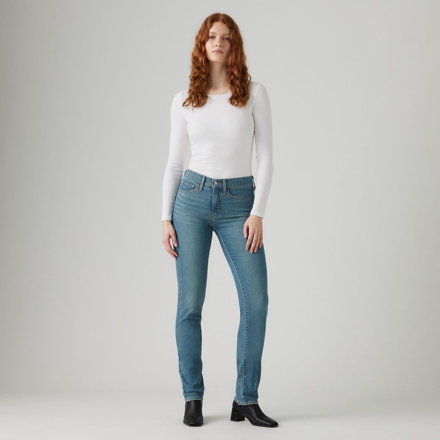Levi's® Women's 312 Shaping Slim Jeans