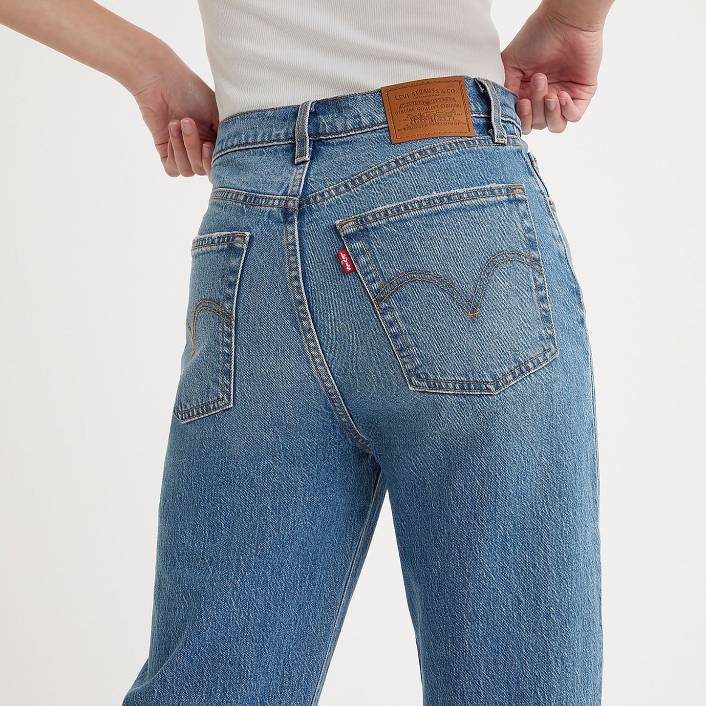 Levi's® Women's Ribcage Full-Length Jeans