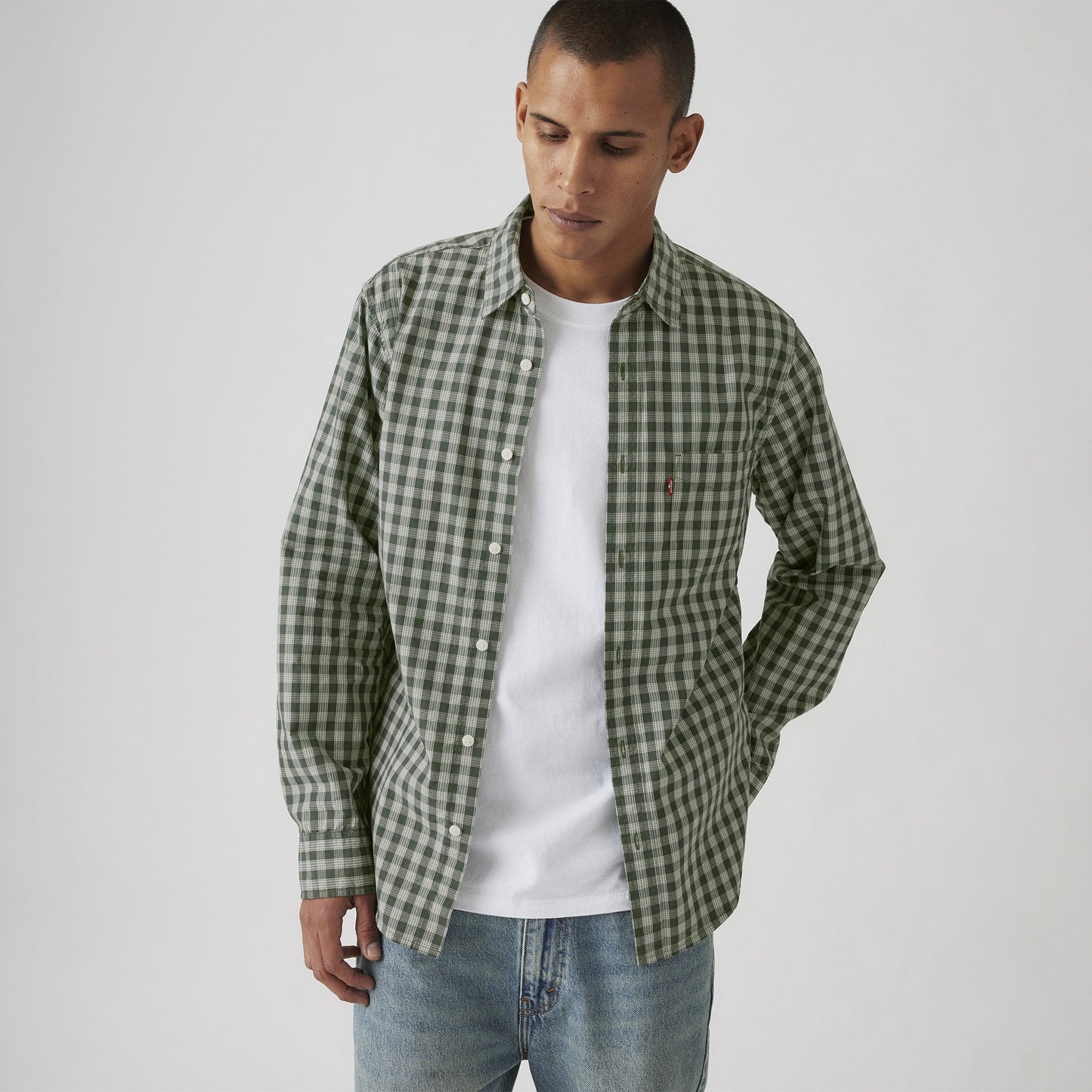 Levi's® Men's Classic Pocket Standard Fit Shirt