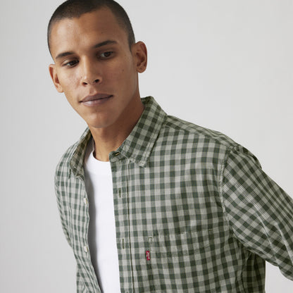 Levi's® Men's Classic Pocket Standard Fit Shirt
