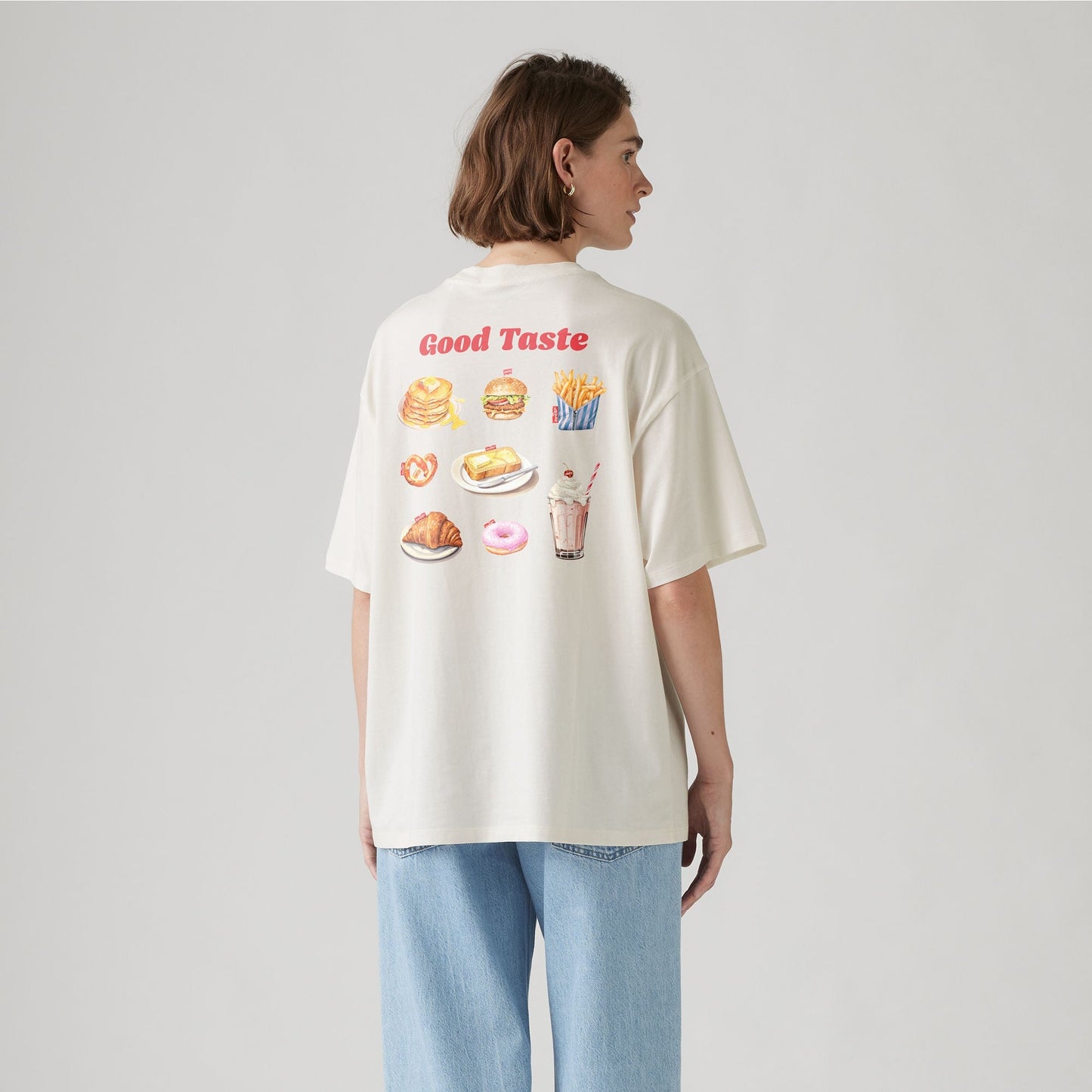 Levi's® Women's Graphic Short Stack T-Shirt