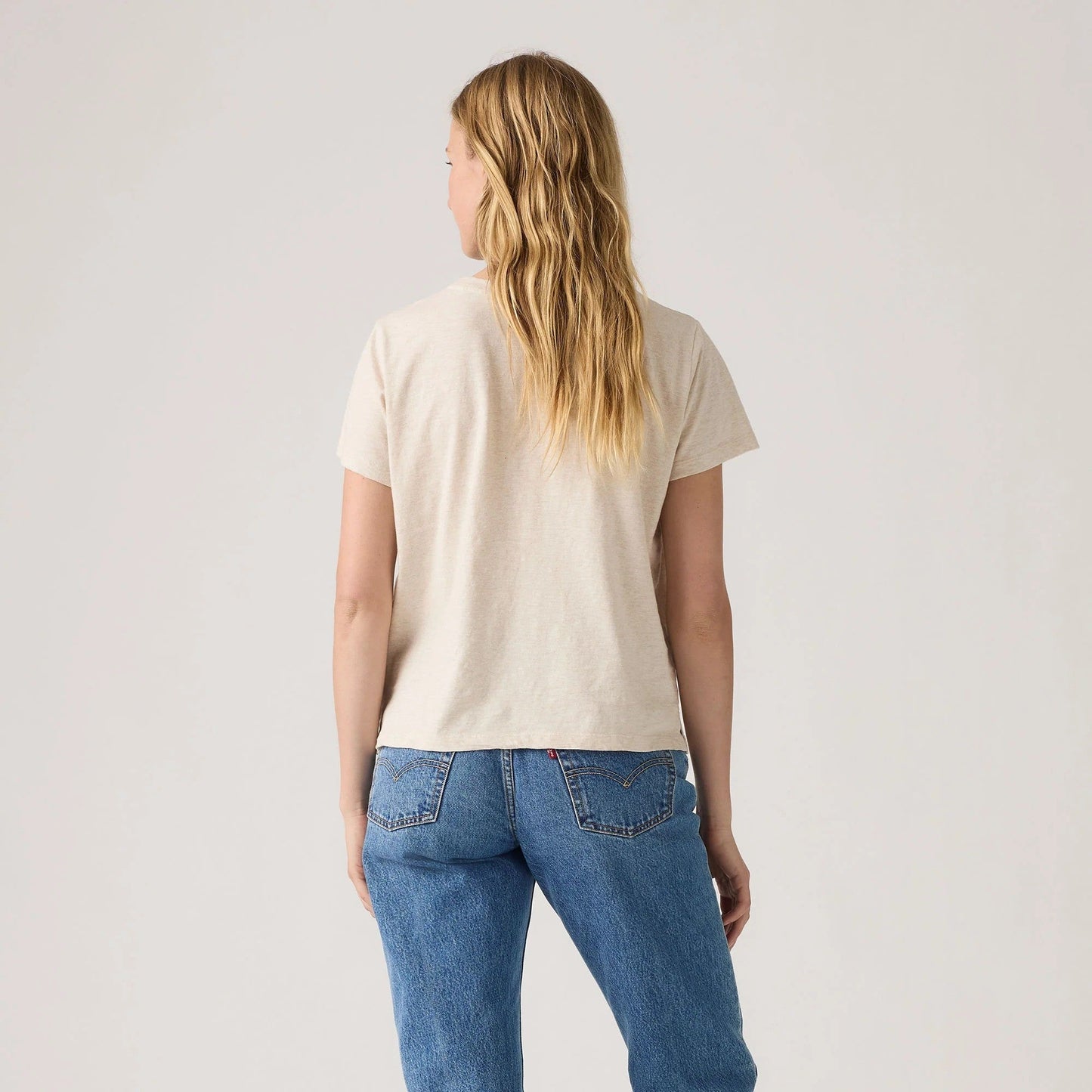 Levi's® Women's Graphic Boxy T-Shirt