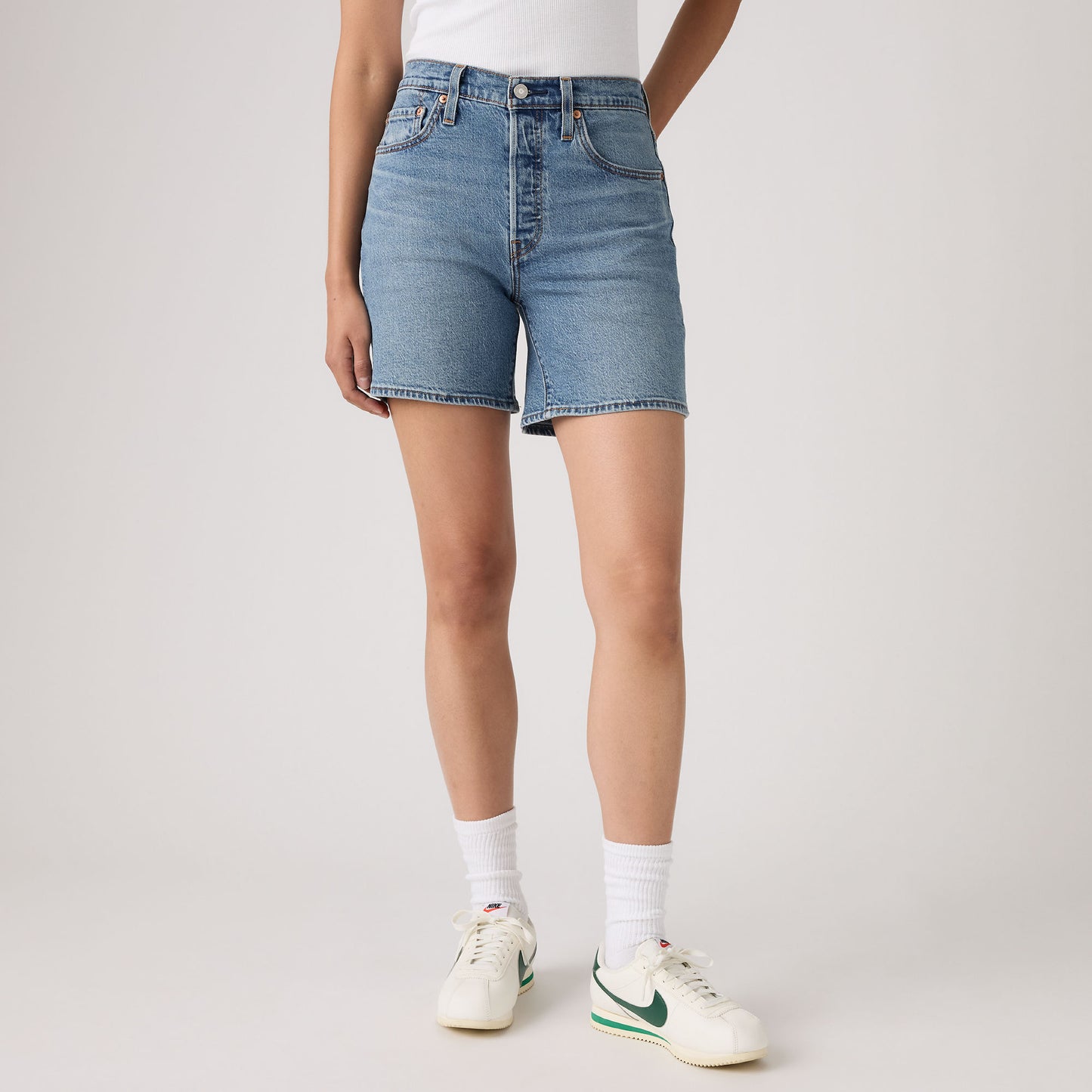Levi's® Women's Mid-Thigh Shorts