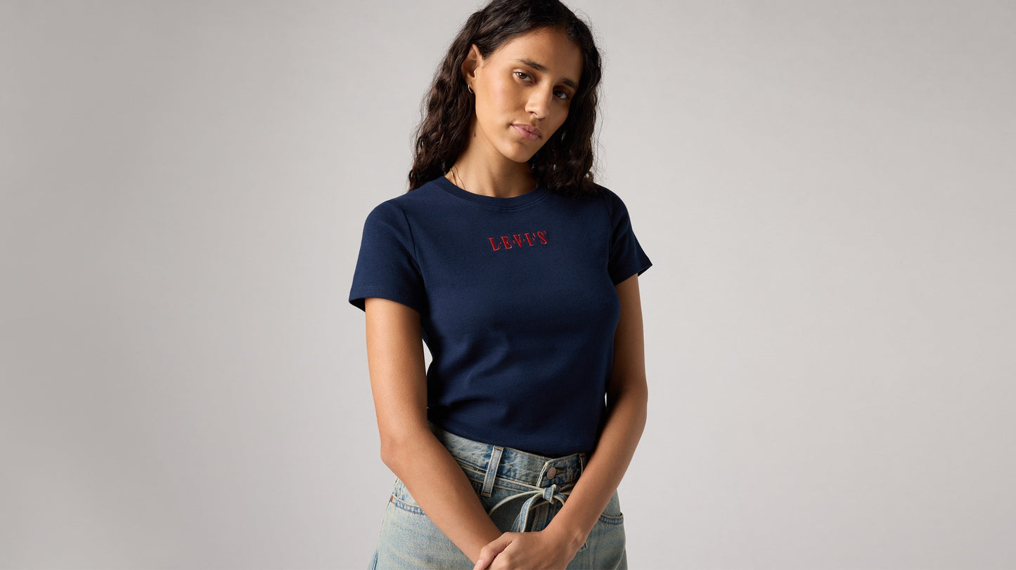 Levi's® Women's Graphic Essential T-Shirt