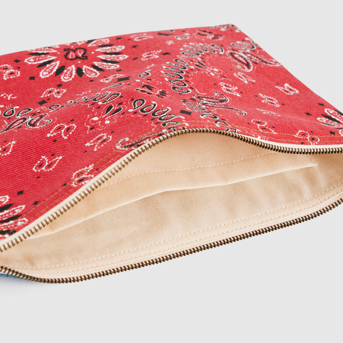 Levi's® Men's Large Pouch