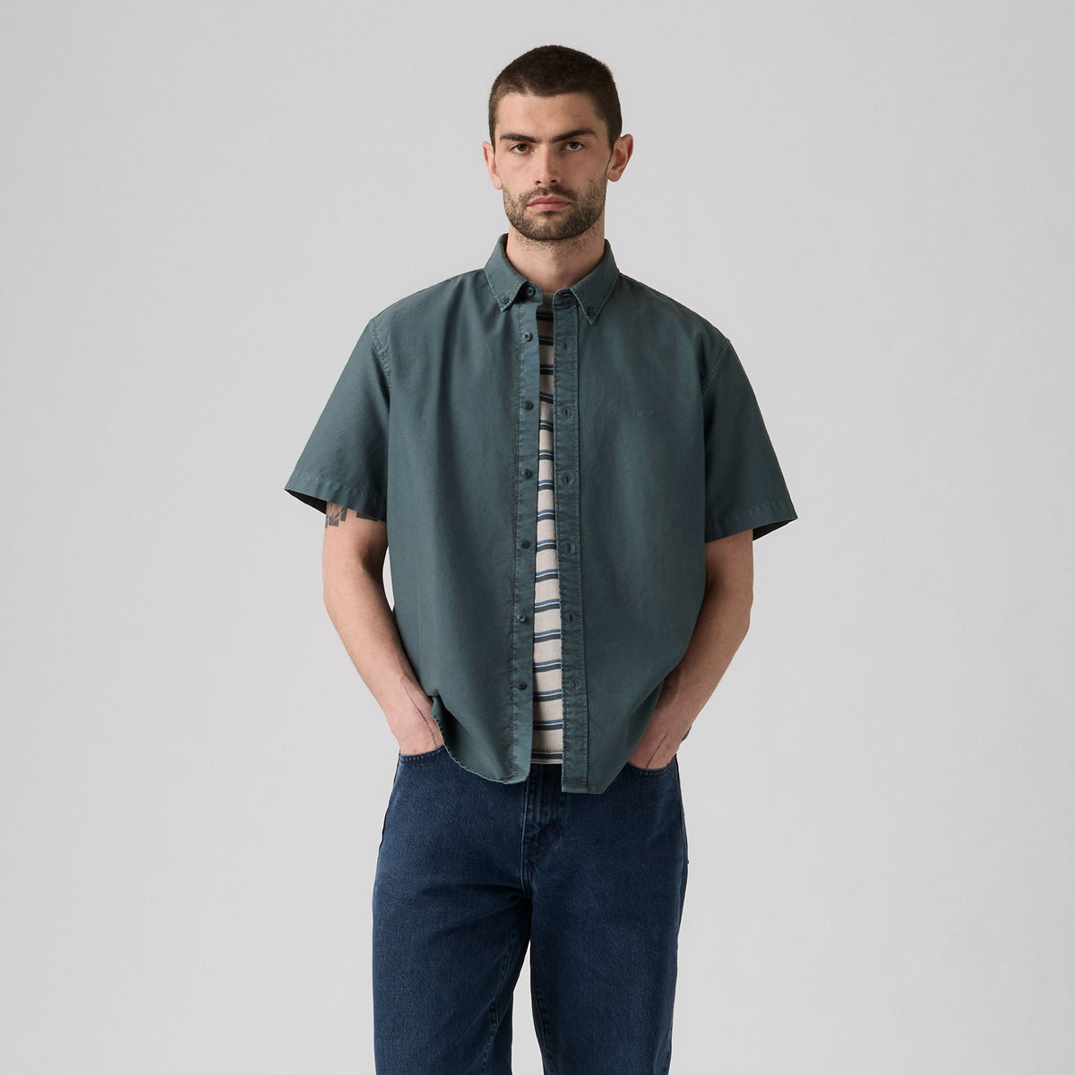 Levi's® Men's Short-Sleeve Authentic Button-Down Shirt
