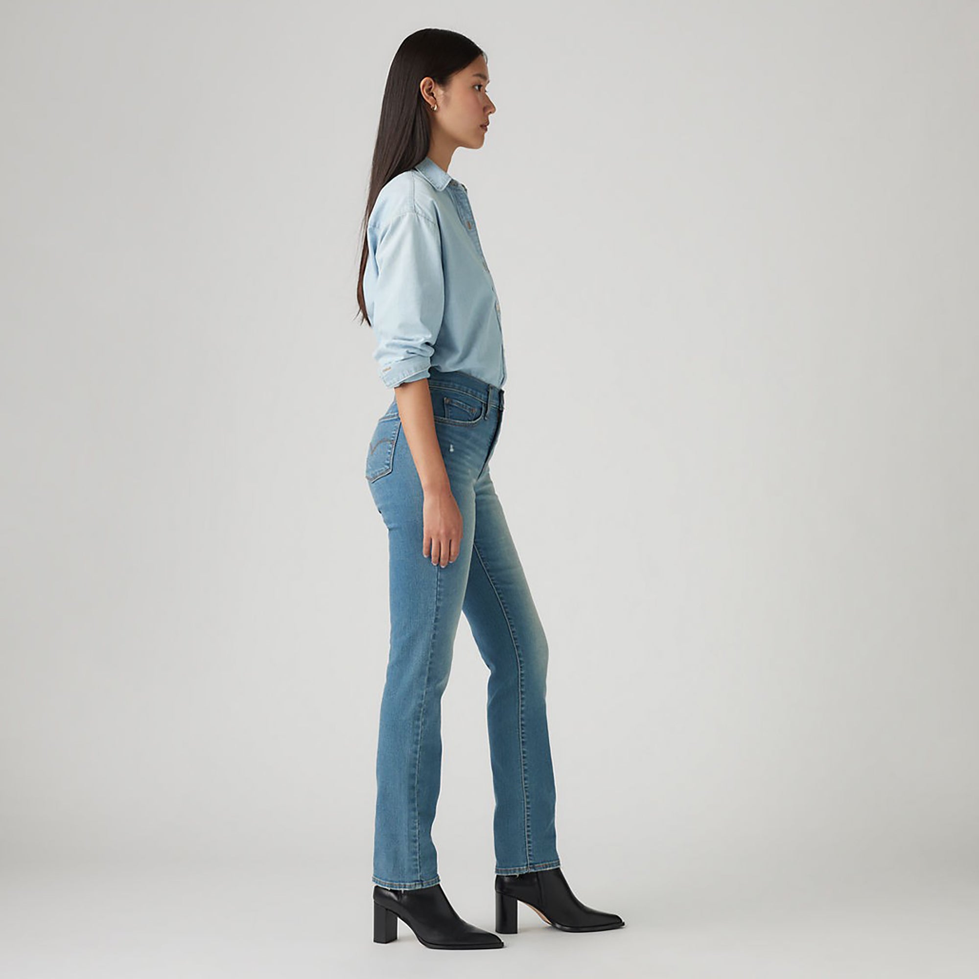 Levi's® Women's 314 Shaping Straight Jeans