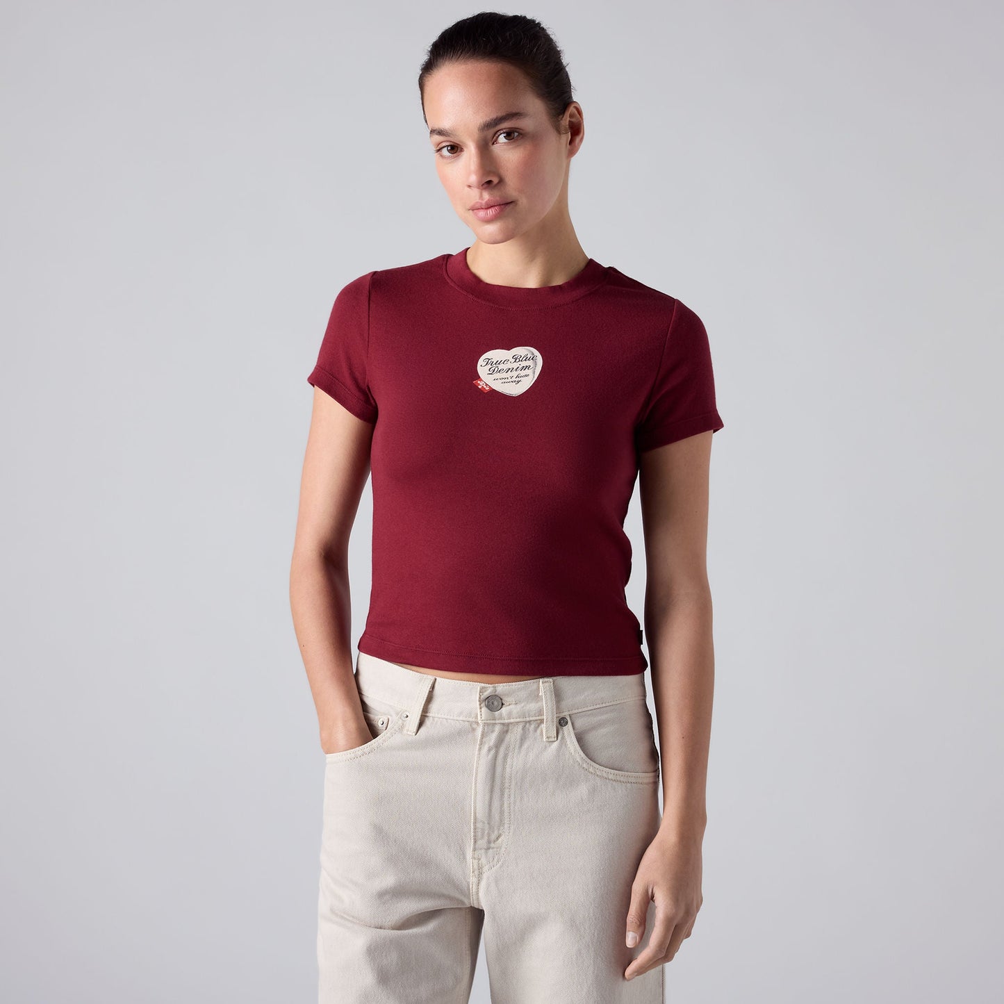 Levi's® Women's Graphic Essential Baby Tee