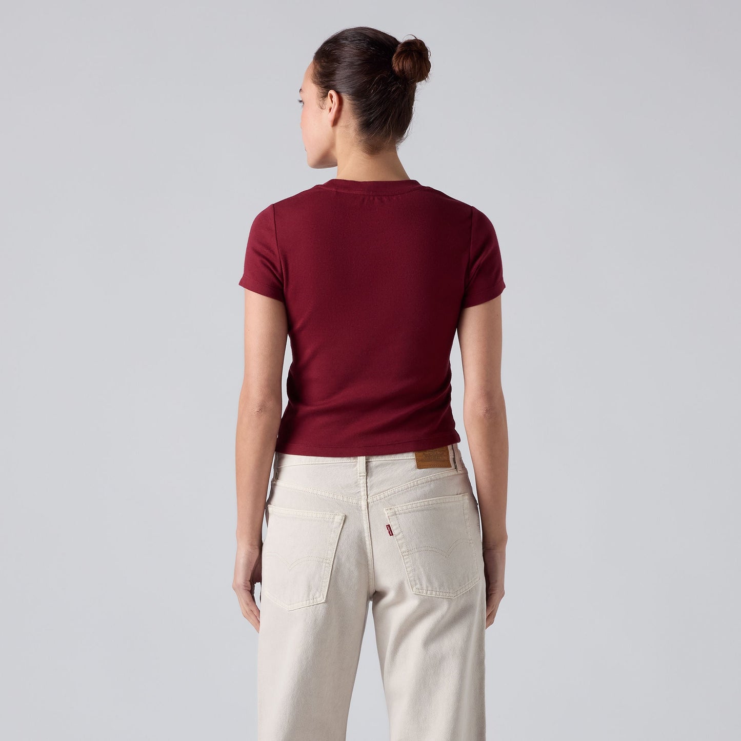 Levi's® Women's Graphic Essential Baby Tee
