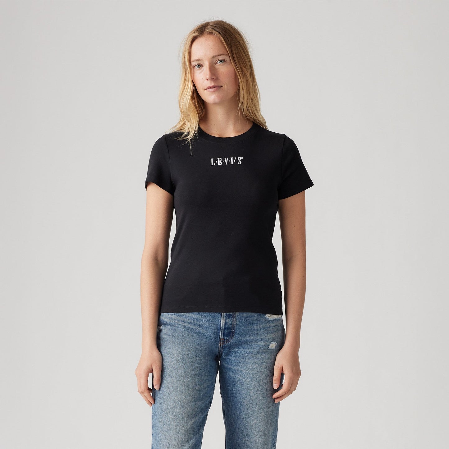 Levi's® Women's Graphic Essential T-Shirt
