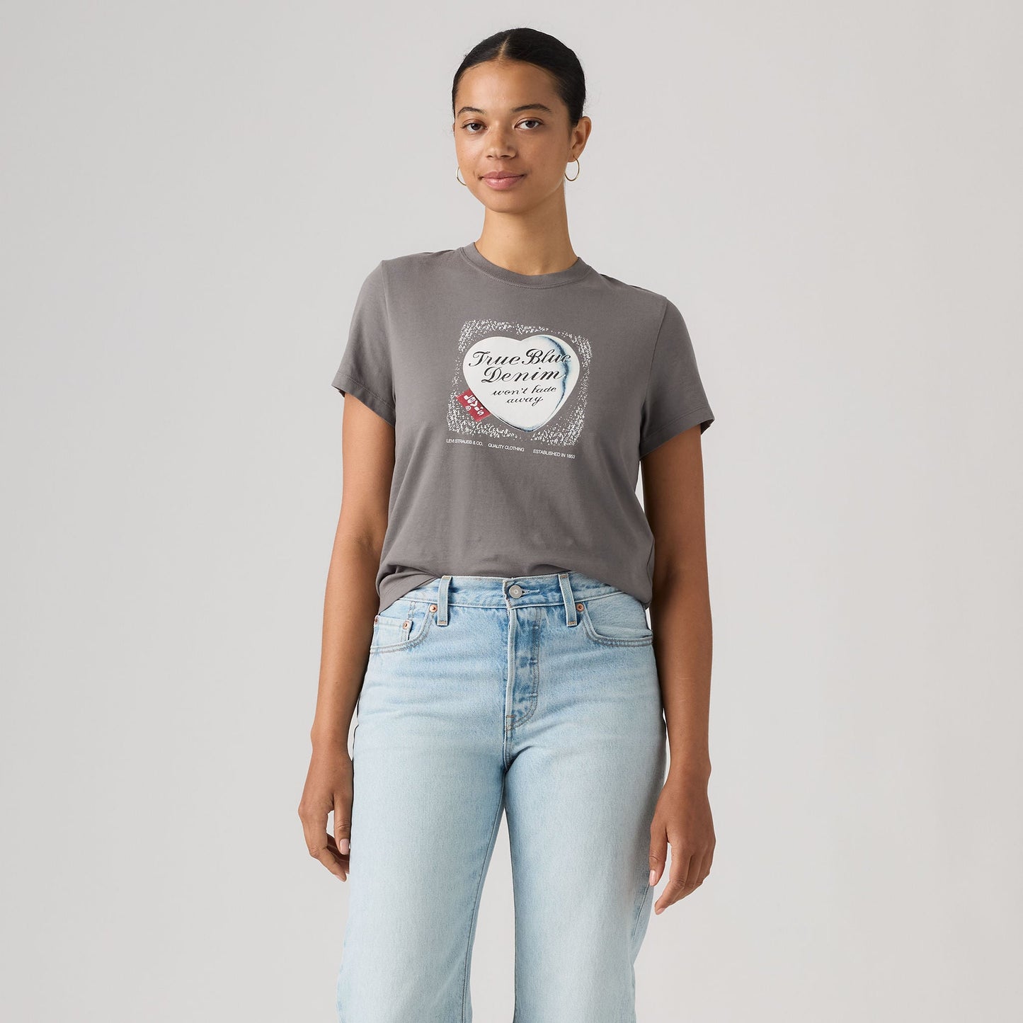 Levi's® Women's Graphic Favorite Tee