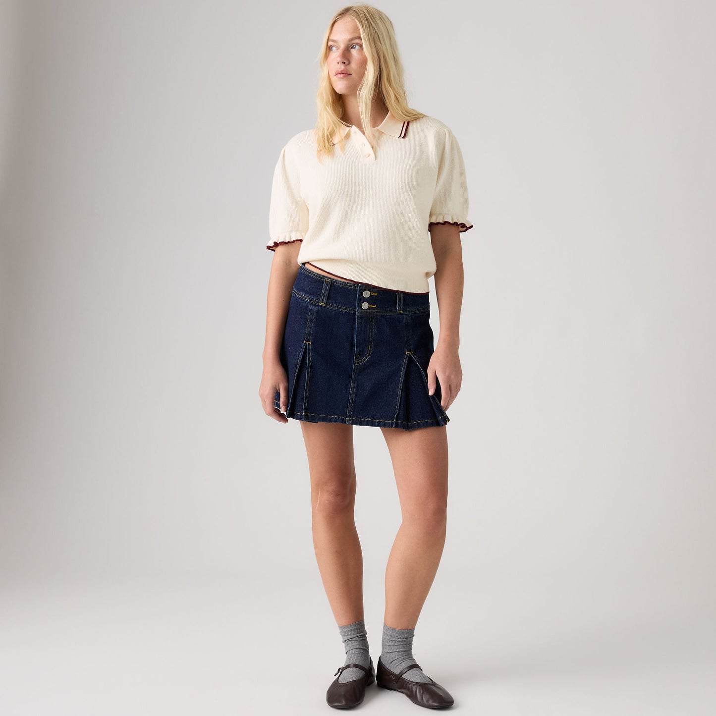 Levi's® Women's Inverted Pleat Mini Skirt