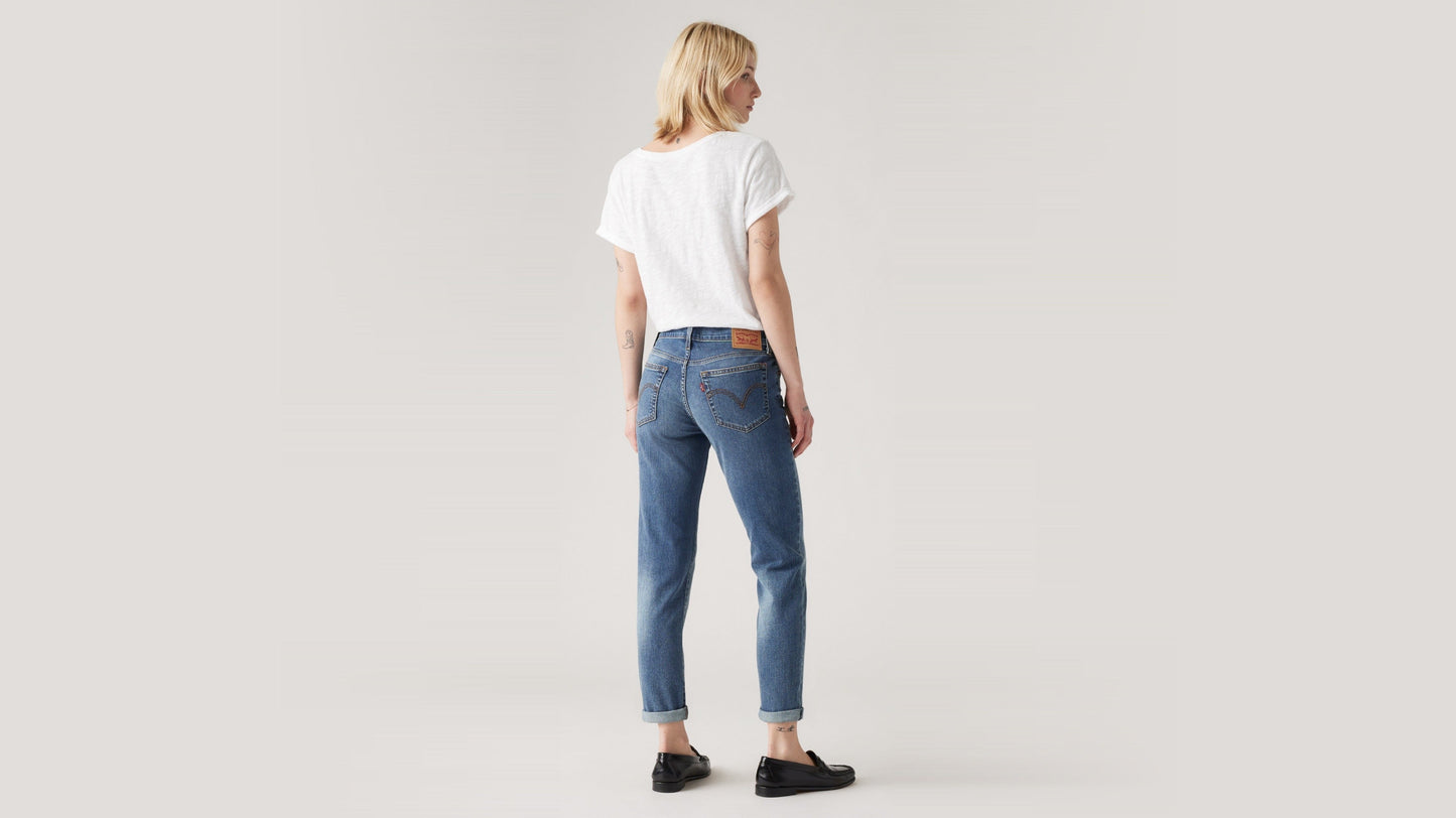 Levi's® Women's Mid-Rise Boyfriend Jeans