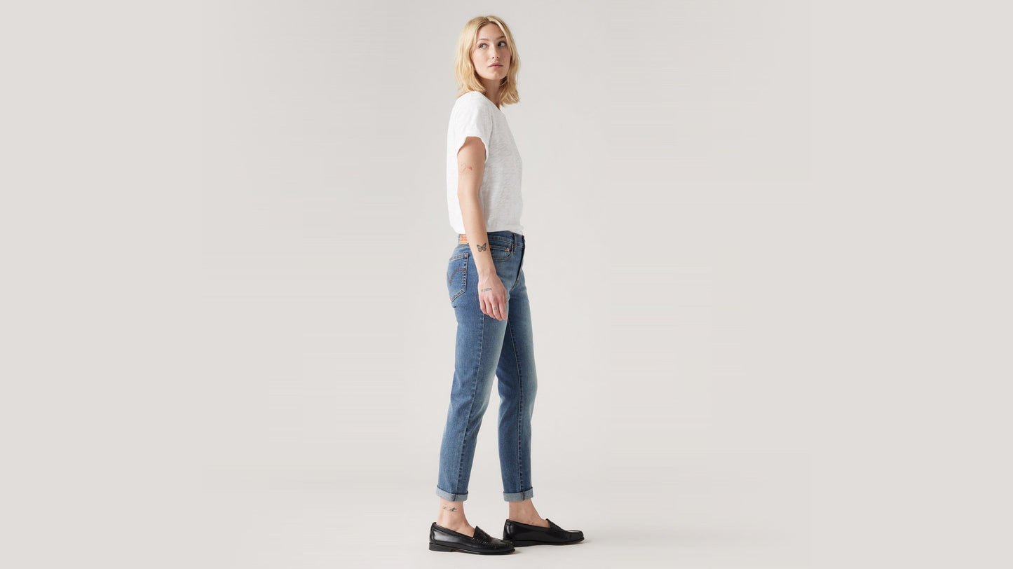 Levi's® Women's Mid-Rise Boyfriend Jeans